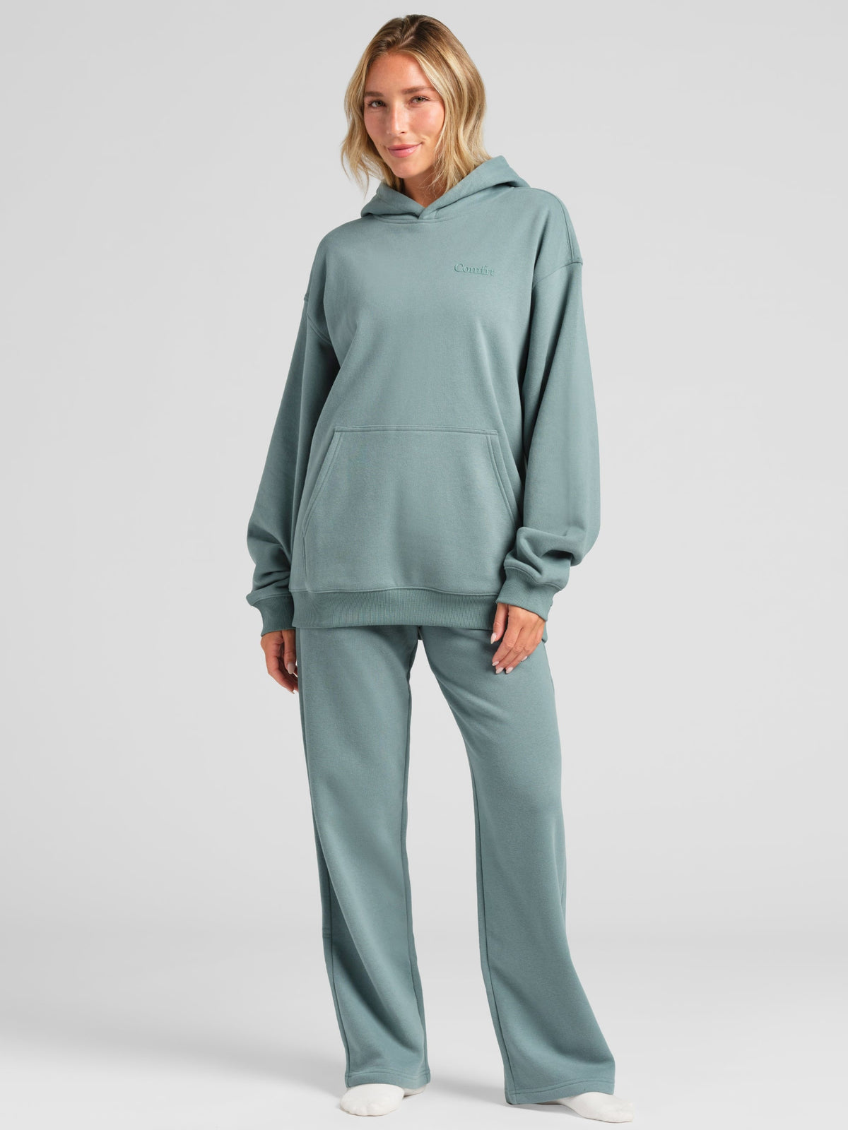 Halo Lightweight Hoodie – Mega