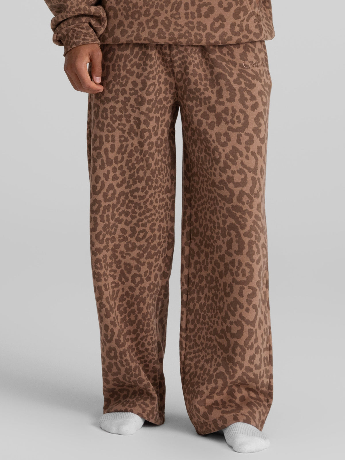 Signature Straight Leg Sweatpants