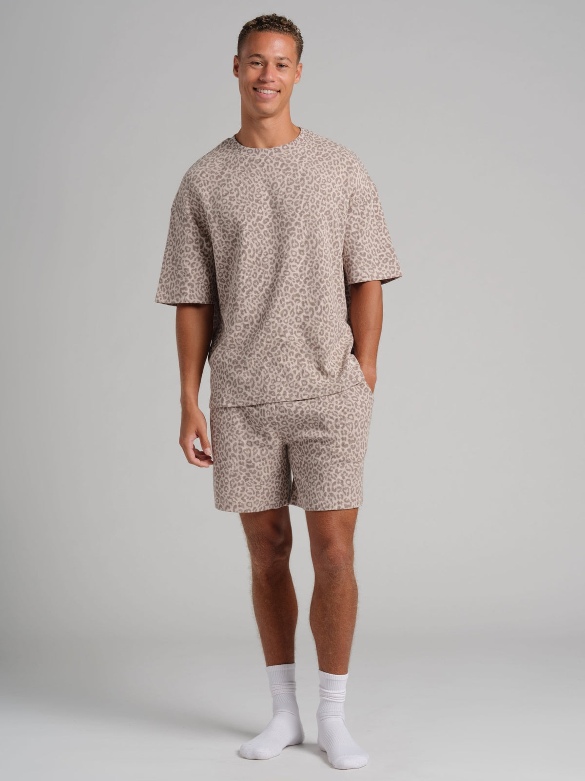 Waffle Lounge 7" Short