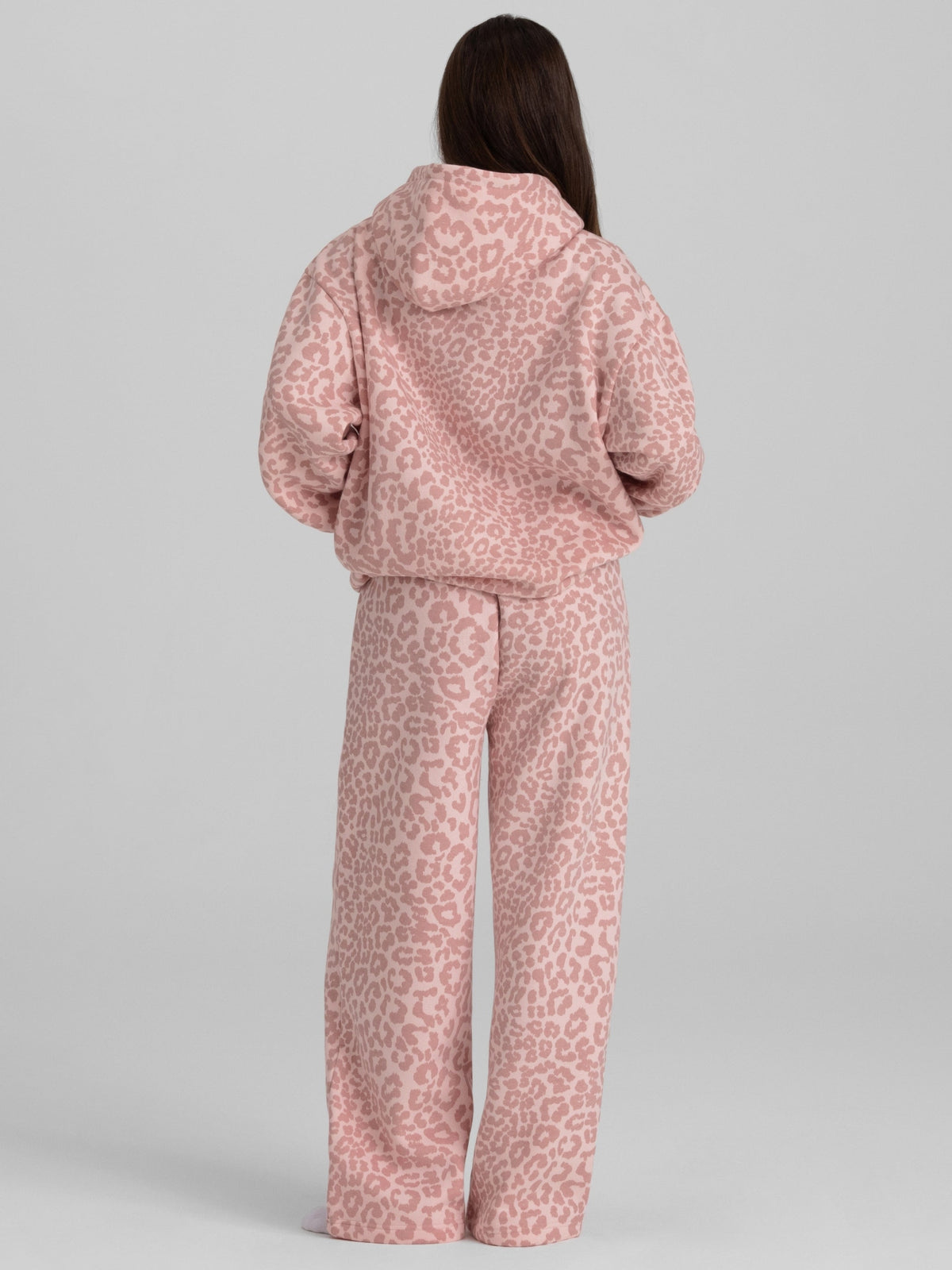 Signature Straight Leg Sweatpants
