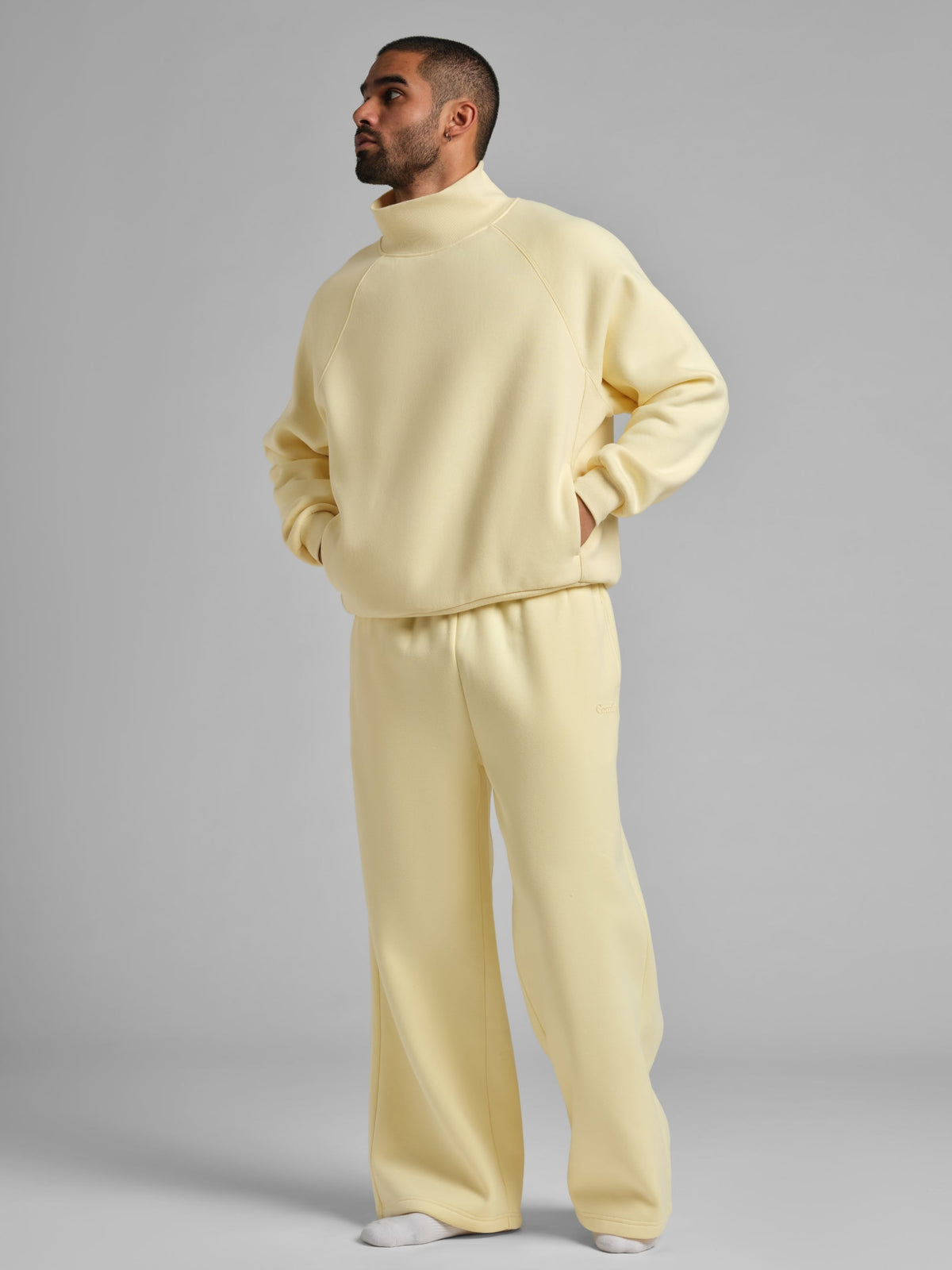 Basic Mock Neck Sweatshirt