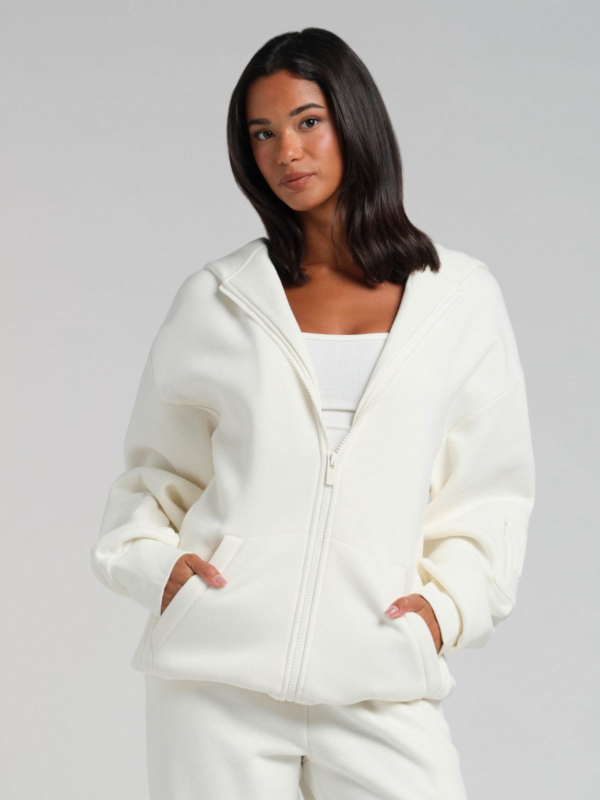 Explorer Travel Zip Hoodie – Mega