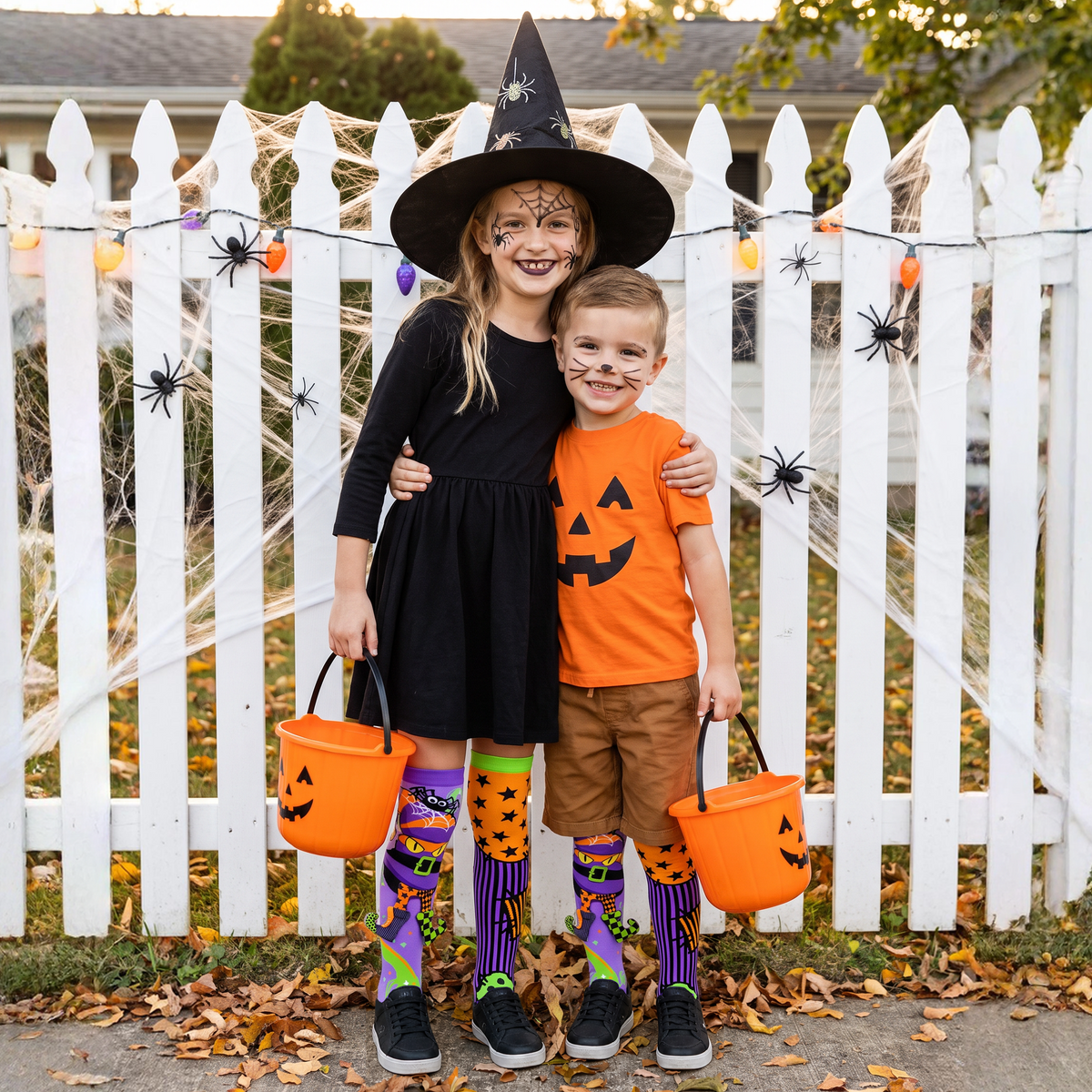WITCH HAT SOCKS